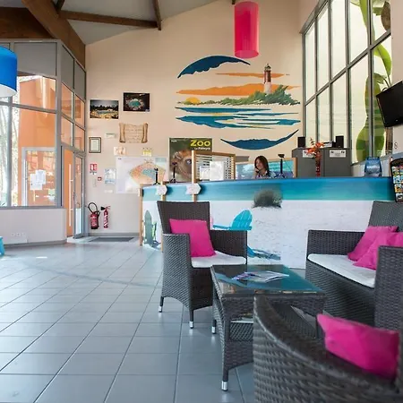 Location Mobil-home Climatise A Campsite